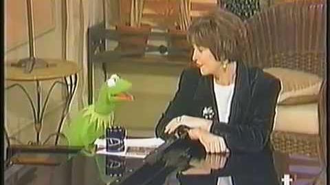 Kermit performs "All I Have To Do Is Dream" on The Dini Petty Show