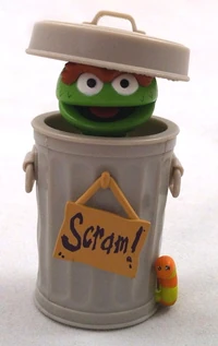 Kubrick oscar.jpg (40 KB) Sesame Street Kubrick figure