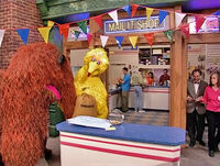 Sesame Street Episode 3984Mail It Shop patron