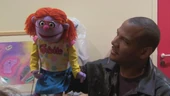 Kevin Clash performing Griotte when he trained the puppeteers.