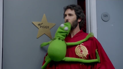 TheMuppets-S01E02-LeapFrog.png (443 KB) ... he and Kermit clash on The Muppets.