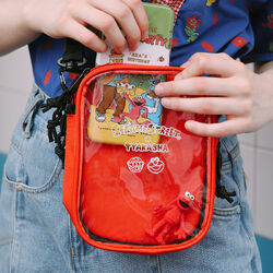 Tyakasha bag top