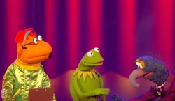 Gonzo circus chicken