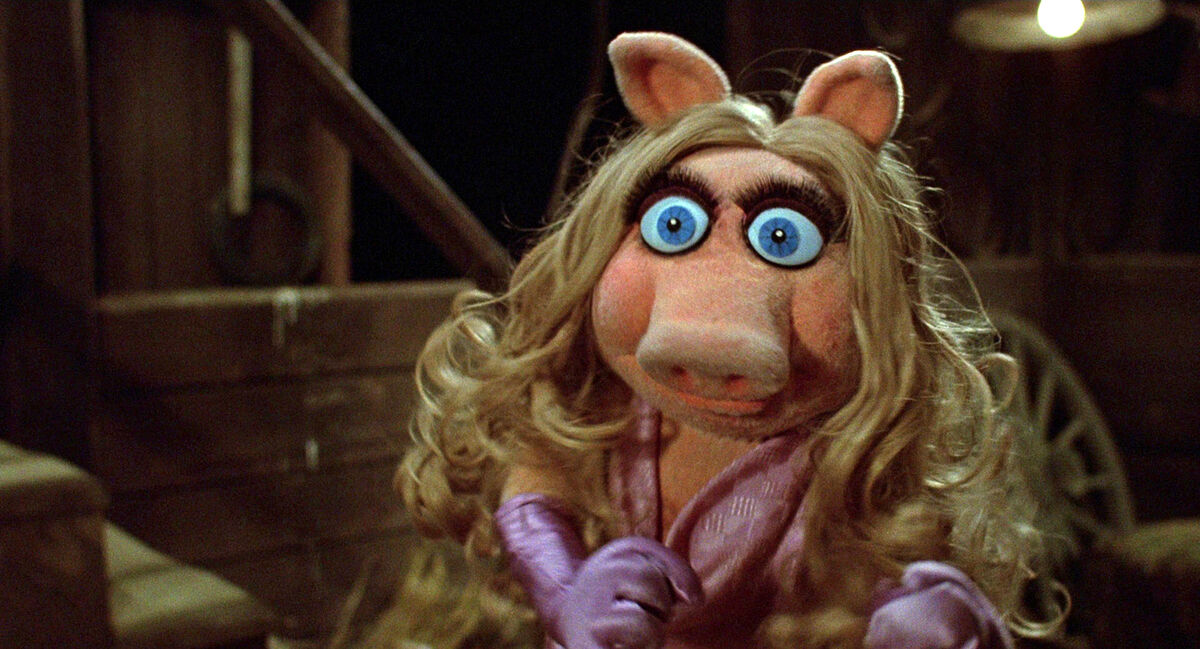 Miss Piggy Dishes on Muppets Movie, Kermit, Ernie and Bert Rumors