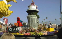 1999 parade float