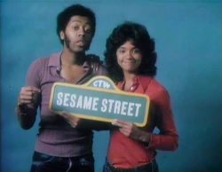 ClosingSign-DavidMariaSS-0658