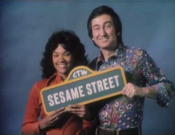 ClosingSign-MariaBobSS-0650