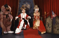 King Uwe with Queen Lilo, Samson and Tiffy