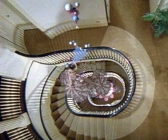 Balloon Race Henson's Place.jpg (96 KB) "The Great Hot Air Balloon Circus" top view, as seen in Henson's Place, shows the sculpture as it was originally intended to be displayed: extending several floors of the Henson Townhouse.