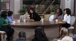 TheTalk-321-MissPiggy&SharonOsbourne-(2012-03-21)