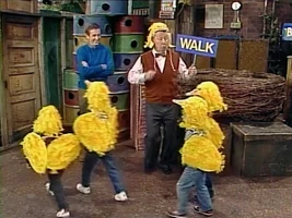 2674a.jpg (113 KB) Uncle Wally Episode 2398