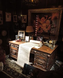 Kermits office display 2.jpg (164 KB)