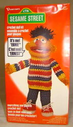 Vogart crochet ernie 1979a