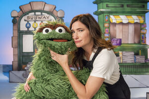 Kathryn Hahn 2 - Sesame50