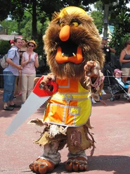 Sweetumsatthehonoraryvoluntearscavalcade.jpg (160 KB) Sweetums in Walt Disney World