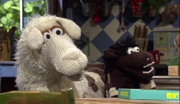 EineMöhreFürZwei-DerVerkleidungswettbewerb-CostumeSwitch.png (1,010 KB) Pferd as Wolle Wolle as PferdEine Möhre für Zwei "Der Kostümwettbewerb"