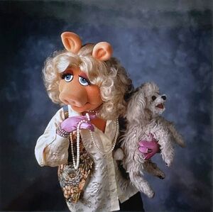 Miss Piggy Foo Foo pearls