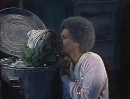 Clarice Taylor (Grace) & OscarSesame Street Episode 1421