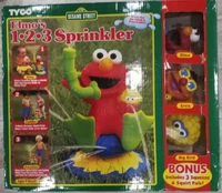 Elmo's 1-2-3 Sprinkler with Squeeze & Squirt Pals 1997