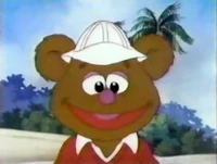Fozzie as Gilligan ("Bearigan")