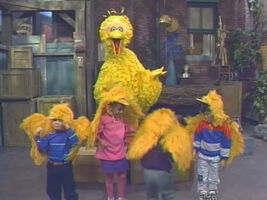 3082 02.jpg (115 KB) "Four Goo-Goo Birds"