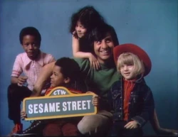 ClosingSign-LuisKidsSS-0868