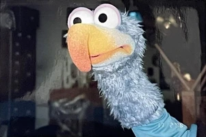 MFS-Workshop-AlienGonzo-TheCape-head.jpg (93 KB)