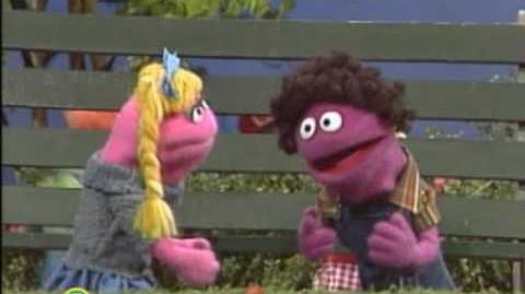 Sesame_Street_Amigo