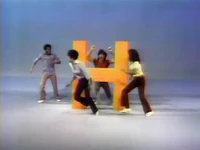 Susan, Maria, Luis and David build an H (First: Episode 0422)