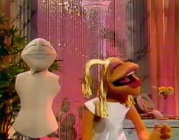 Janice-cleopatra.jpg (81 KB) Janice as Cleopatra in You're the Director