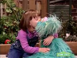 Mackenzie & Rosita Sesame Street episode 4078