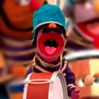 tiny drummer in Elmo's World: Drums