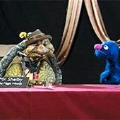 ThePuppetConference2003-Grover.jpg (25 KB) Mr. Shelby with Grover