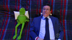 Late Show Colbert Kermit 2016-02-01