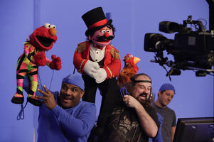 SesameStreet-BehindTheScenes-ElmoCircus