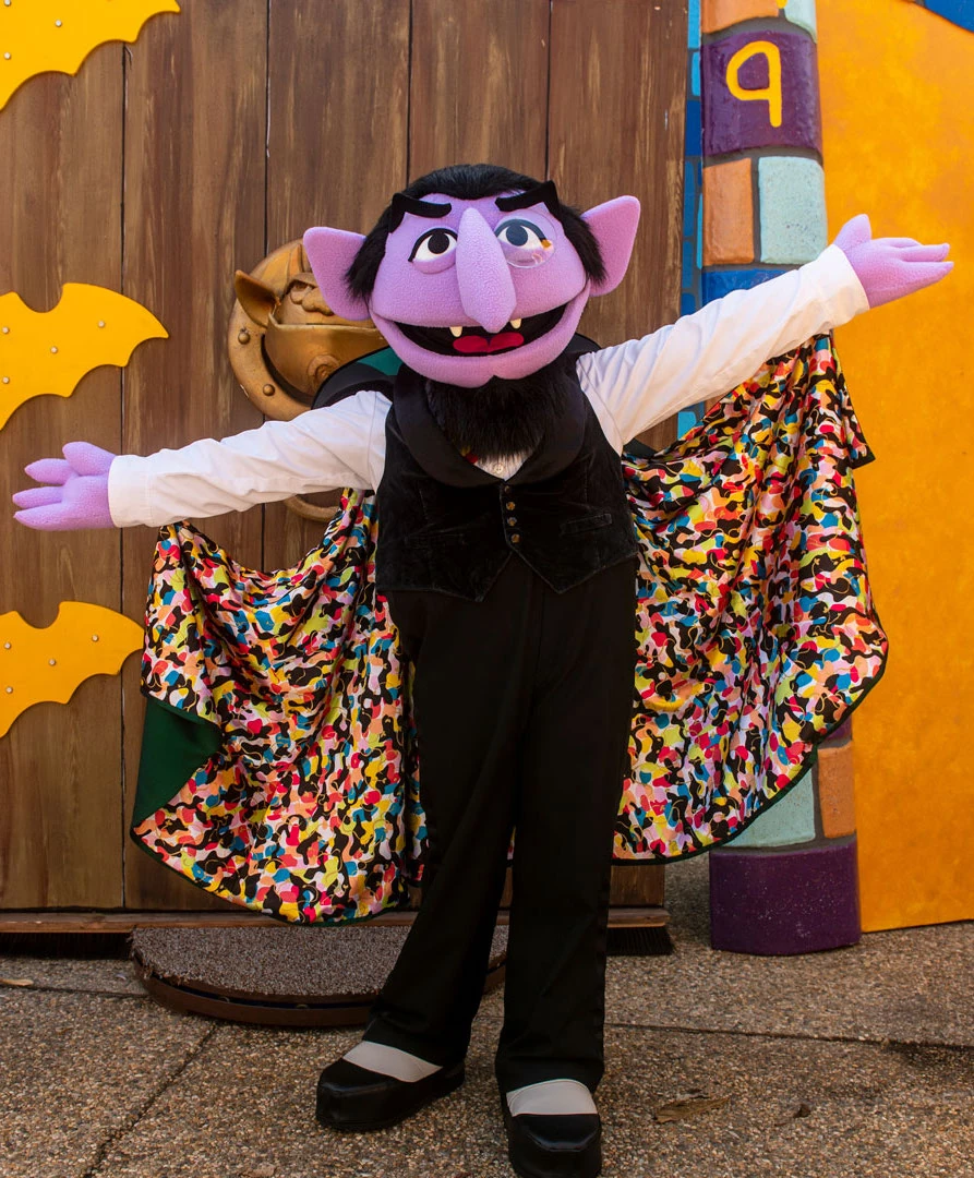 Count von Count walkarounds Muppet Wiki Fandom