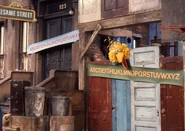 Big bird alphabet signs.jpg (92 KB)