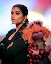 LillySingh-Floyd.jpg (176 KB) Singh with Floyd