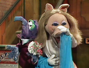 Gonzo in love with Miss Piggy