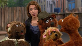 Another view of the street behind Gabi and the Bear family in Episode 4186.
