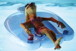 Janice in The Muppets episode "A Tail of Two Piggies"