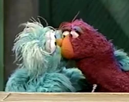 Rosita & TellySesame Street Episode 3568