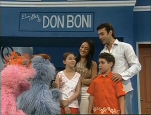 An Argentinian family on Plaza Sésamo