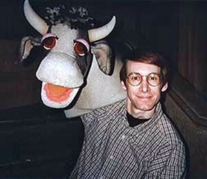RickLyon-Cow-BTS