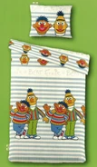Bert-en-Ernie-Dekbedovertrek-140x200.jpg (176 KB)
