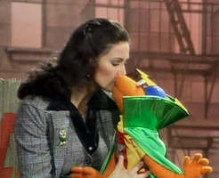 Lynda Carter & ScooterThe Muppet Show episode 419