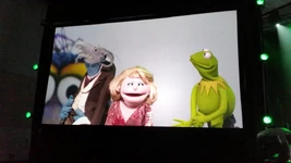 D23 puppeteer demo Deadly Brittany Kermit.jpg (47 KB)