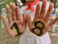 3993c.jpg (117 KB) 18 (First: Episode 3582)