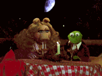 Kermit and Piggy drinking wine at The Terrace Restaurant in The Muppet Movie