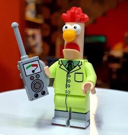 Lego Muppet minifig Beaker